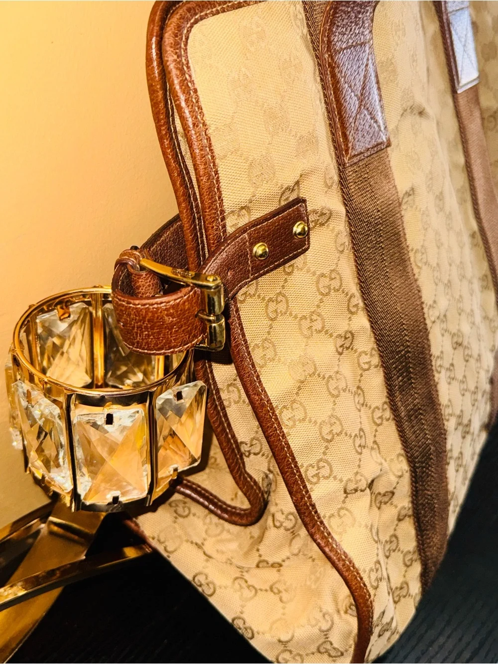 Gucci classic monogram